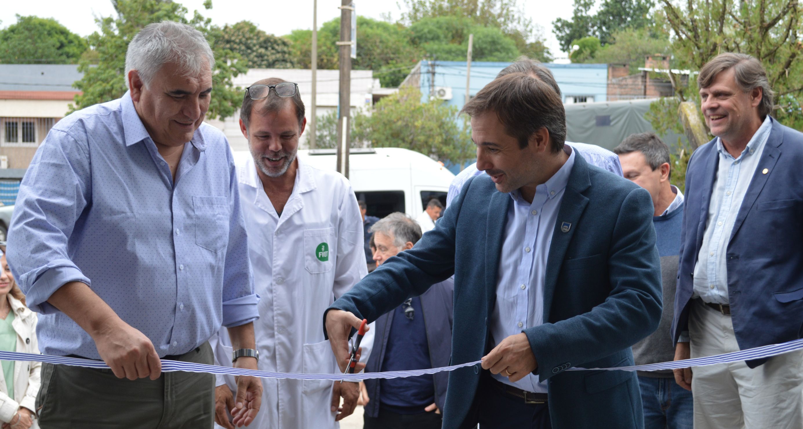 Se inauguró Policlínico de Facultad de Veterinaria en la sede Salto del Cenur Litoral Norte
